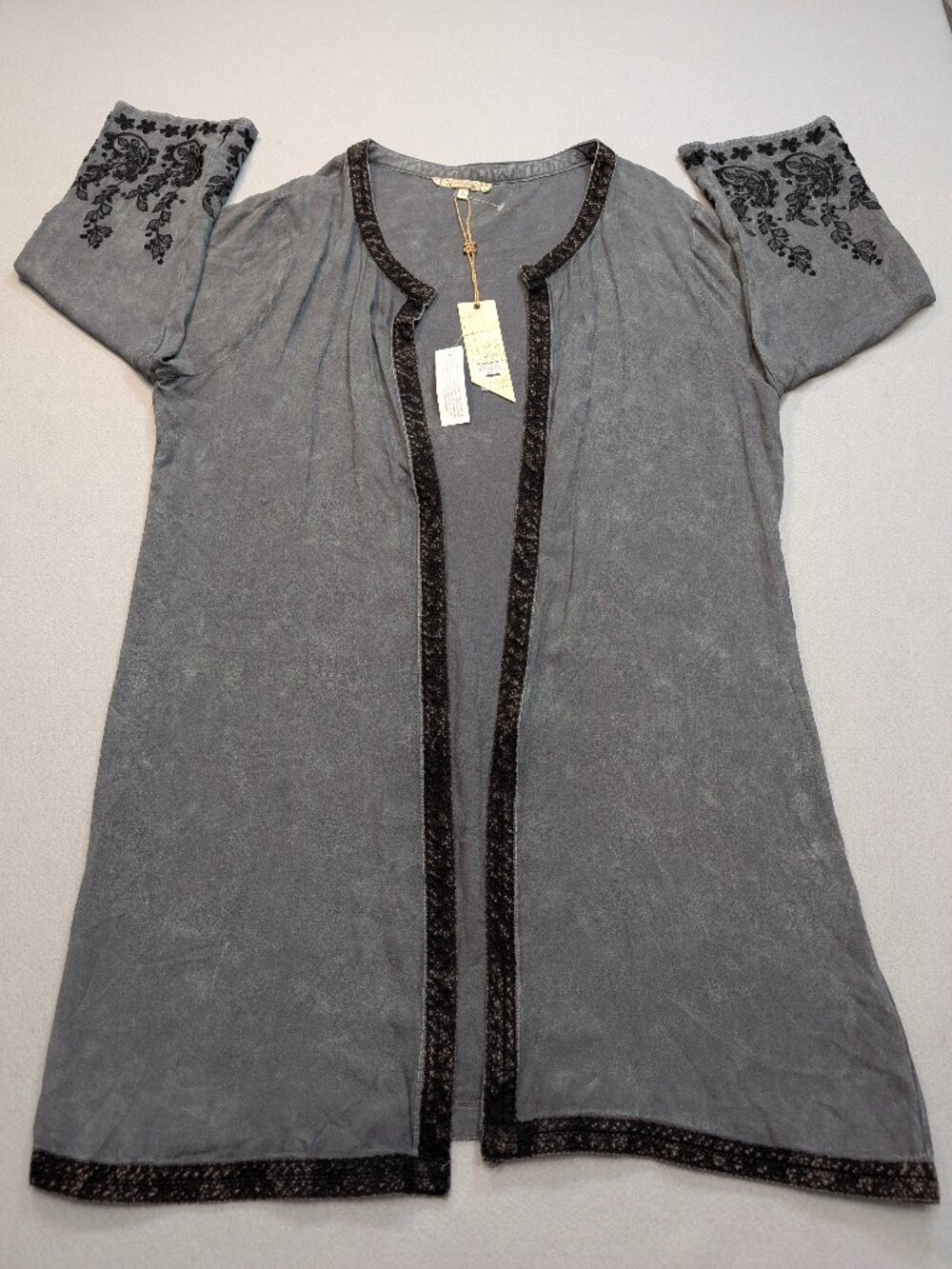 NWT Gimmicks by BKE Gray Embroidered Lace Trim Open Front Cardigan Large